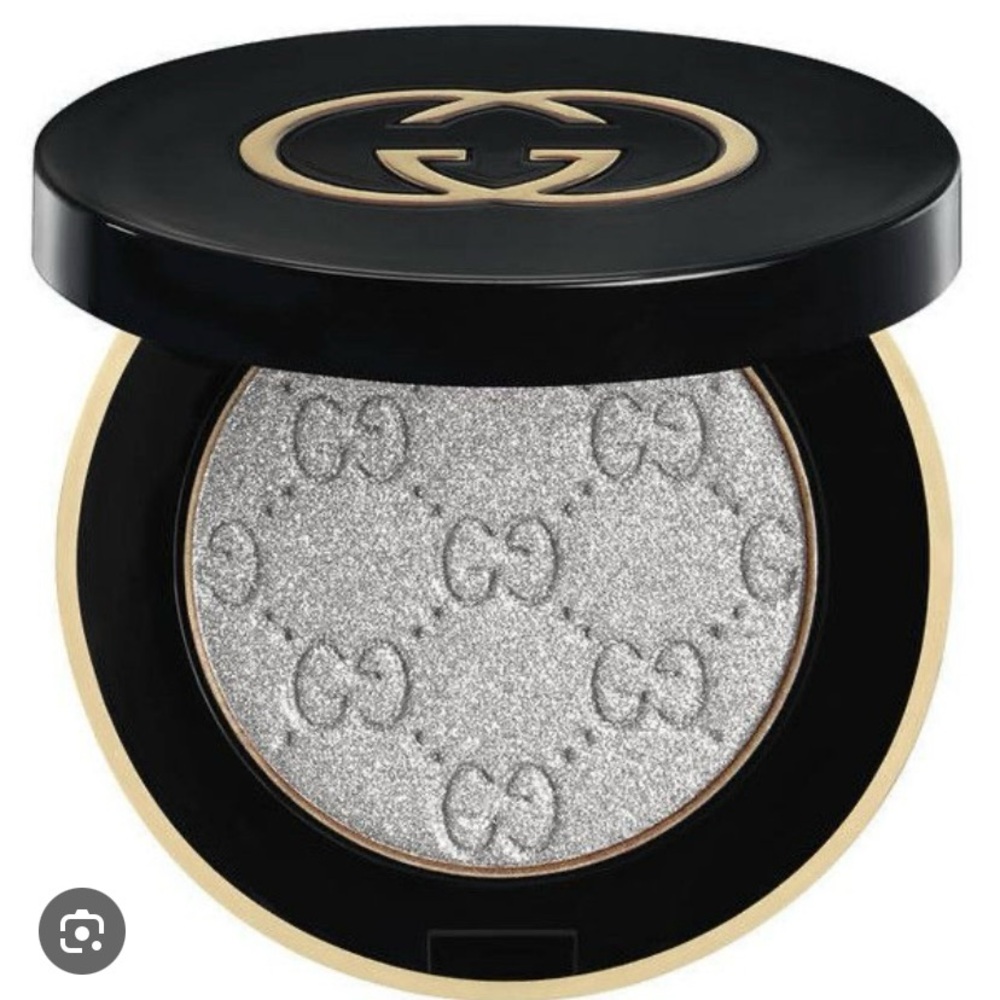 Gucci Magnetic Colour Eye Shadow Mono- 010 Liquid Silver - Rare